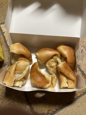 Disgusting,opened my box and this is what they gave me. This is unacceptable,your damn employees should pay more attention to what the he