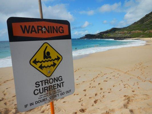 The shorebreak and waves at Sandy Beach Park are picturesque, but can also be deadly. Please use caution and consult lifeguards.