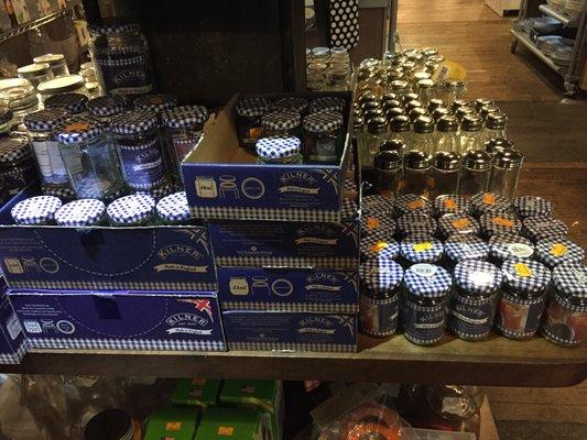 Great wallet selection for Ming