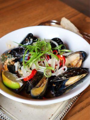 Bang Island Mussels @tiffhuangry