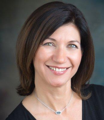 Mila Lucero - RE/MAX SELECT