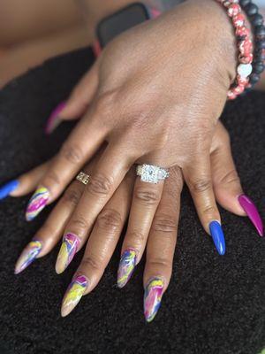 Hollywood Nails and Spa