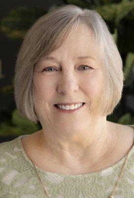 I like to go the extra mile with my clients by providing exceptional service.