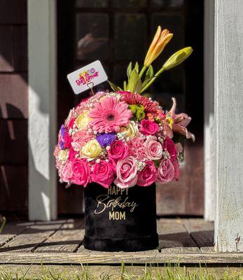 Bright, Bold and beautiful.
Our Bloom Box is perfect for any occassion.