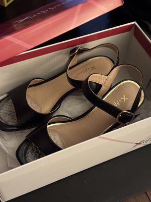 Off Broadway Shoe Warehouse