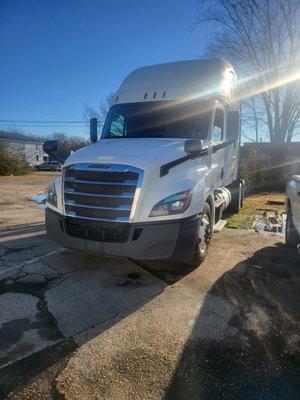 Additional truck expanding