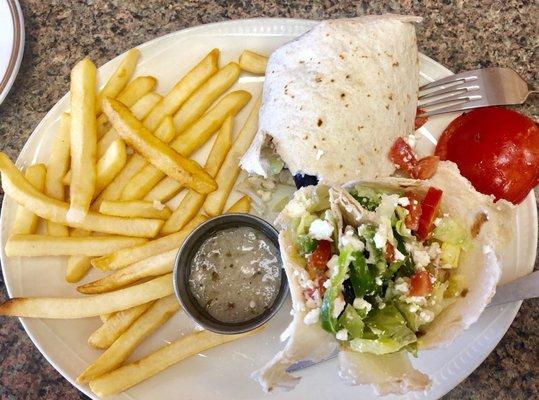 My photos of my veggie Greek wrap don't do it justice. It was quite delicious. The perfect lunch on. Hot summer day.