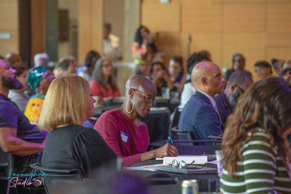 Lavaughan Studio Photography