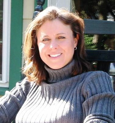 Photo of Stephanie E.