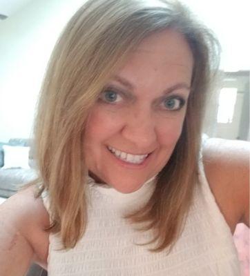 Photo of Chelle H.