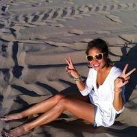 photo of Stephanie L.