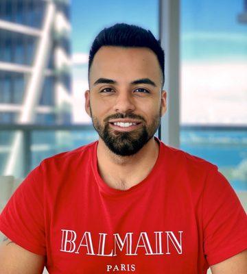 Photo of Carlos M.