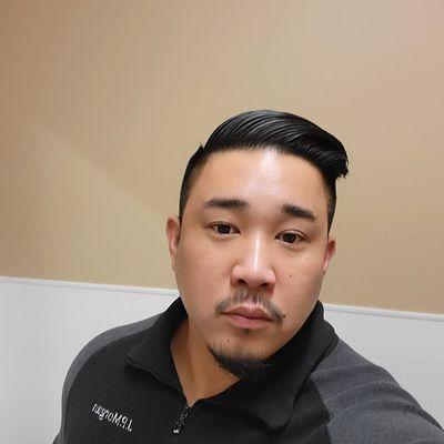 Photo of Kevin L.