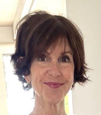 Photo of Carrie L.