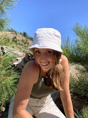 Photo of Hannah G.