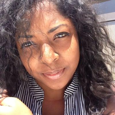 Photo of Janelle B.