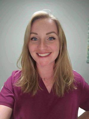 Photo of Claire V.
