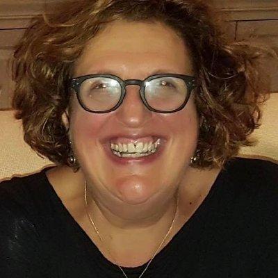 Photo of Leslie C.