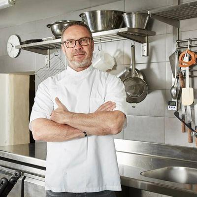 Photo of David L.