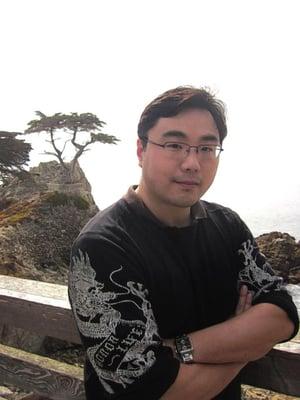 Photo of Yi J.