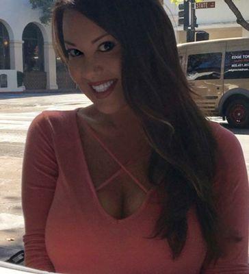 Photo of Janeen S.