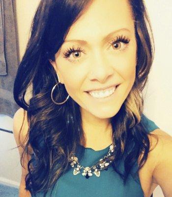 Photo of Laura J.