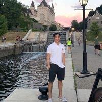 photo of Tris Lester B.