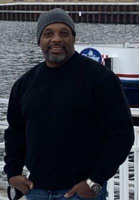 Photo of Erik L.