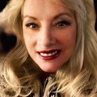Photo of Donna W.