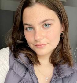 Photo of Deanna B.