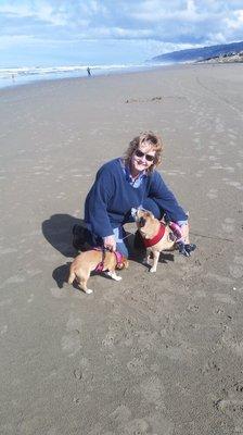 Photo of Joanne D.