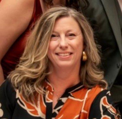 Photo of Carrie H.