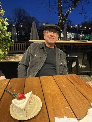 Photo of gary r.