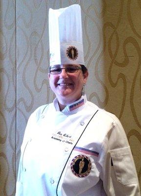 Photo of Leslie E.