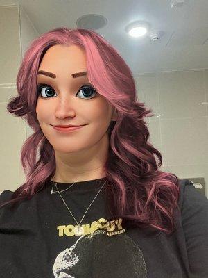 Photo of Lindsey T.