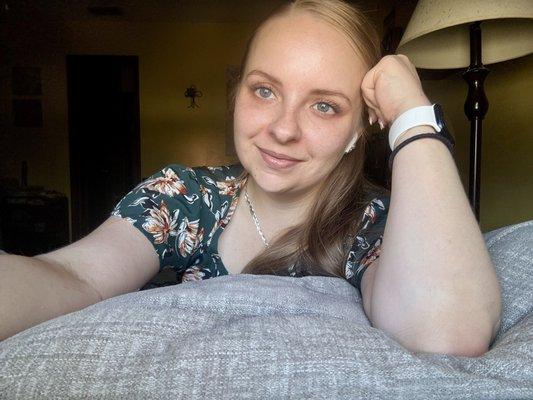 photo of Lesleigh S.