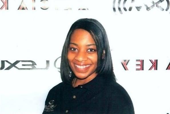 Photo of Tawny E.