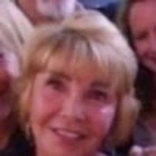Photo of Linda F.