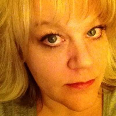 Photo of Janel R.