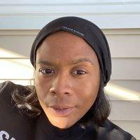 Photo of Erica L.