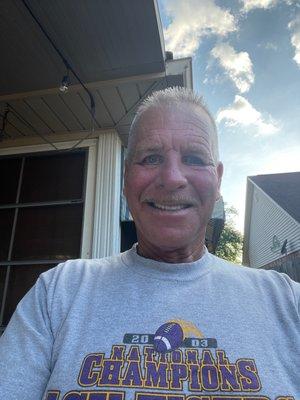 Photo of Brett L.