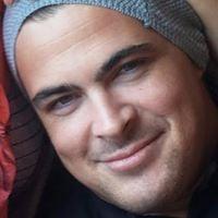 Photo of Ian J.