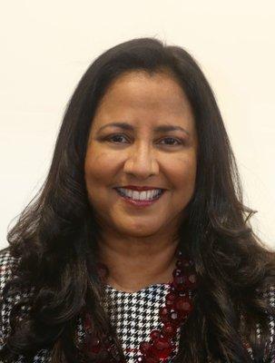 Photo of Lisa W.
