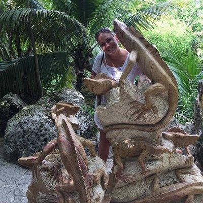 Photo of Lisa R.