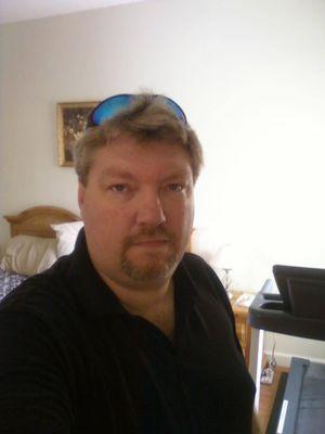 Photo of Andrew R.