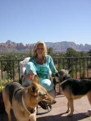 Photo of Leslie A.