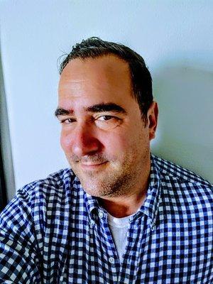 Photo of Laurence R.