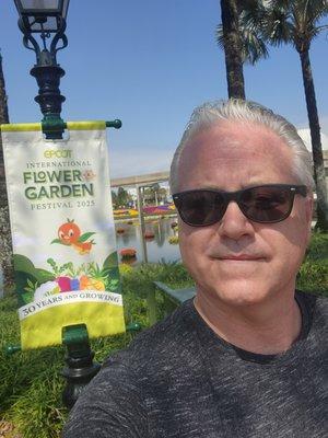 Photo of Steven F.