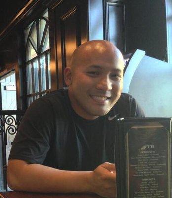 Photo of Aaron V.