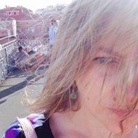 Photo of Katie L.